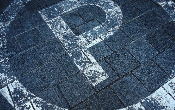 Article Image for Crypto's Intersection with Traditional Asset Management